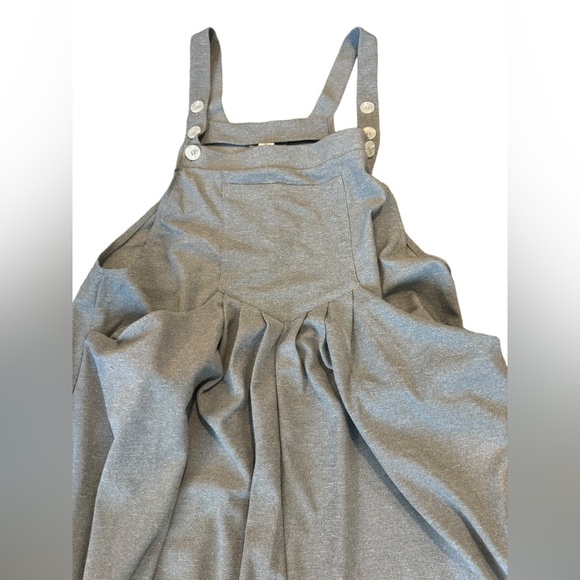 HALARA Gray Sleeveless Jumpsuit with Wide-Leg Design - Picture 6 of 8